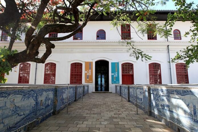 D702CFA0-A61E-4561-B9C6-D673AD704E5B