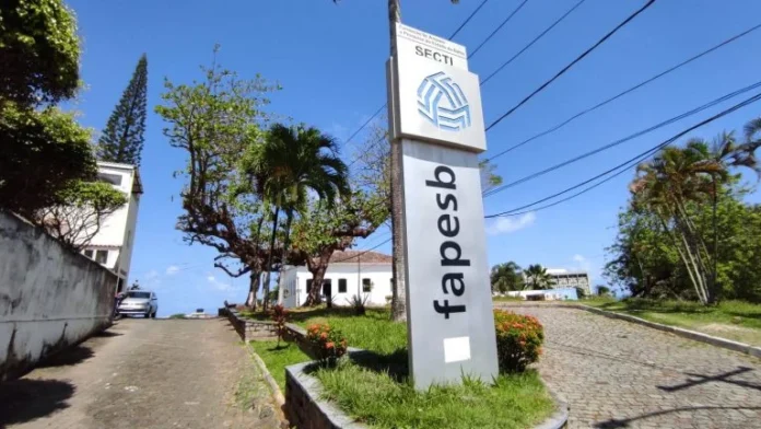 718BB618-CBC5-4185-AB14-8420DE2ACD15