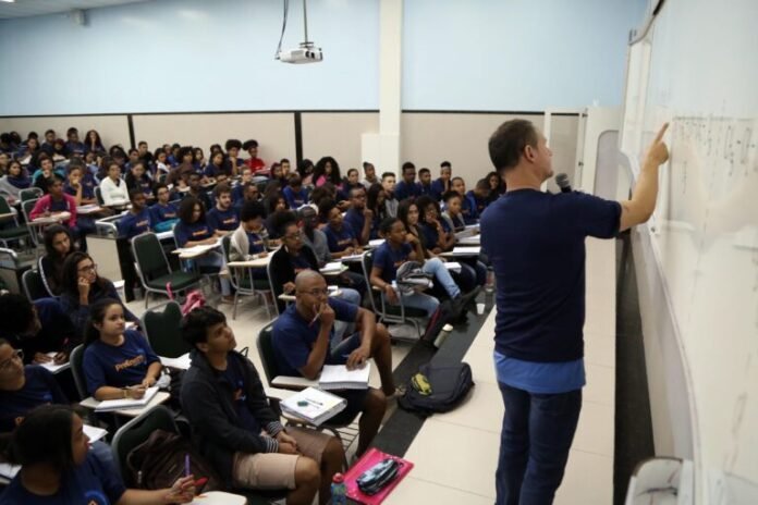 A08D998F-4201-4625-BC8A-5F8CB73A01FC