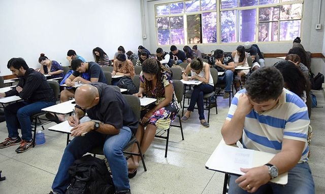 C04DAB03-43D5-4832-A94F-5D67486AE8AF