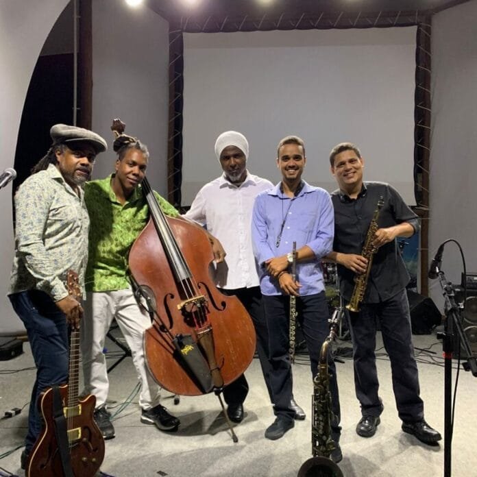 5f8363f9-3b2e-4907-b1bf-d408d1f6e899